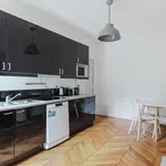 Appartement de 133 m² avec 3 chambre(s) en location à paris