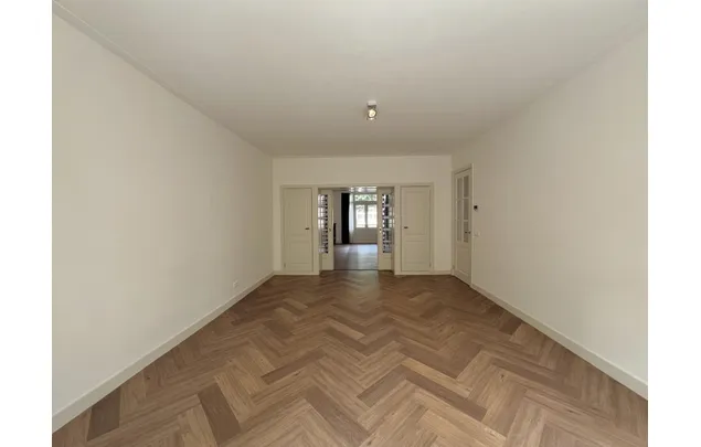 Huur 4 slaapkamer appartement van 125 m² in Amsterdam