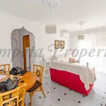 Rent 3 bedroom apartment in Cómpeta