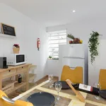 Rent 2 bedroom apartment of 90 m² in Porto