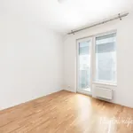 Pronajměte si 3 ložnic/e byt o rozloze 72 m² v Prague