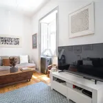 Rent 3 bedroom apartment of 150 m² in Lisbon