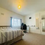 Rent 3 bedroom flat in Sandwell