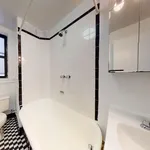 Rent 2 bedroom apartment in Manhattan