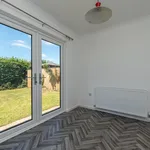 Rent 4 bedroom house in Wales