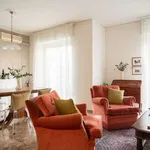 Rent 3 bedroom apartment of 130 m² in milan