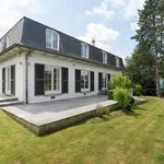 Huur 6 slaapkamer huis van 2519 m² in Waterloo