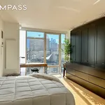 Rent 2 bedroom apartment of 125 m² in New York City