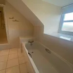 Rent 4 bedroom flat in West Midlands