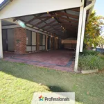 Rent 4 bedroom house in Coodanup