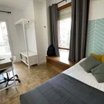 Rent a room of 95 m² in Barcelona