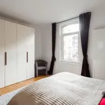 Miete 2 Schlafzimmer wohnung von 60 m² in Frankfurt