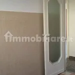 Rent 4 bedroom apartment of 90 m² in Rome