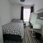 Rent 6 bedroom apartment in South East England