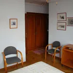 Rent a room in Madrid']