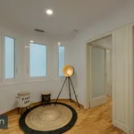 Rent 8 bedroom apartment in Barcelona