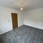 Rent 3 bedroom flat in Calderdale