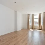 Huur 4 slaapkamer appartement van 95 m² in Hillesluis