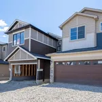 Rent 4 bedroom house of 174 m² in Calgary