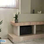 Bilocale arredato con terrazzo Centro