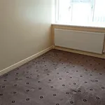 Rent 3 bedroom flat in West Midlands