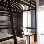 Rent a room of 120 m² in rome