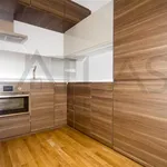 Pronajměte si 2 ložnic/e byt o rozloze 58 m² v Prague