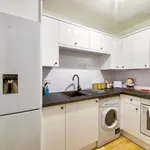 Rent 2 bedroom flat of 100 m² in Edinburgh