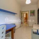 Affitto 5 camera appartamento di 95 m² in Ivrea