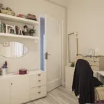 Rent 4 bedroom apartment in Barcelona