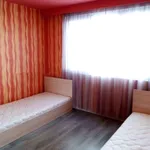 Rent 3 bedroom apartment of 85 m² in Южен