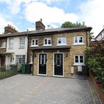 Rent 2 bedroom house in Surrey