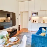 Rent 1 bedroom apartment of 45 m² in Porto