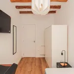 Rent a room of 100 m² in Reus