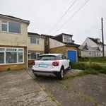 Rent 4 bedroom house in Folkestone and Hythe District