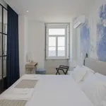 Rent 1 bedroom apartment of 57 m² in porto