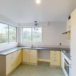 Rent 2 bedroom apartment in Tawa