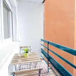 Rent a room of 80 m² in granada