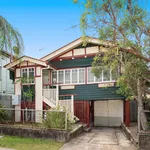 Rent 2 bedroom house in Woolloongabba