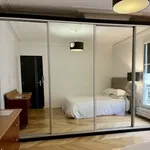 Appartement de 92 m² avec 4 chambre(s) en location à Paris