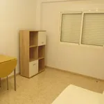 Rent 3 bedroom apartment of 64 m² in Valencia']