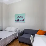 Rent 6 bedroom apartment in Valencia