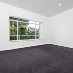 Rent 2 bedroom apartment in Toorak