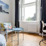 Pronajměte si 3 ložnic/e byt o rozloze 105 m² v prague