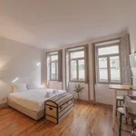 Rent 1 bedroom apartment of 35 m² in porto