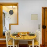 Rent 1 bedroom apartment in lisbon