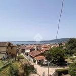 Affitto 2 camera appartamento di 85 m² in Trevignano Romano