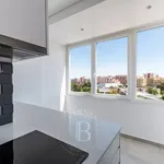 Rent 3 bedroom apartment of 117 m² in Lisbon