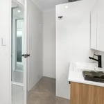 Rent 2 bedroom apartment in Spearwood