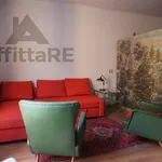 Rent 2 bedroom apartment in Milano